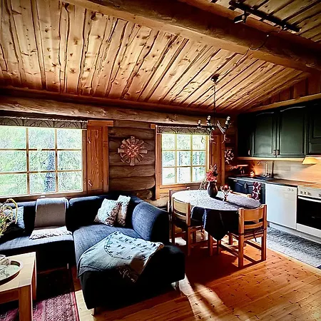 Aura By Lapland Villas, - Lapland, 2 Min Walk, 2br, Private Sauna, Fireplace 別荘 ルオスト